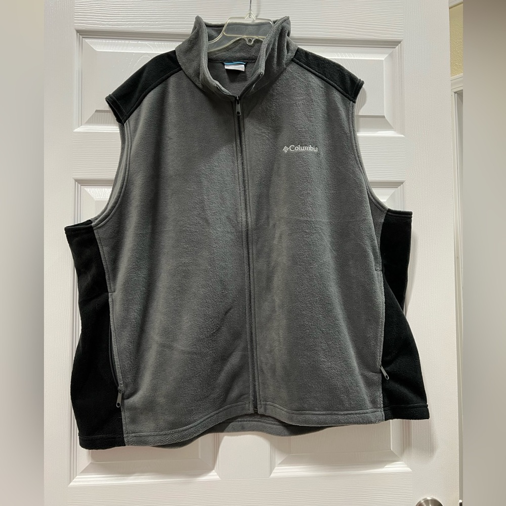 Men’s size 4x Columbia vest